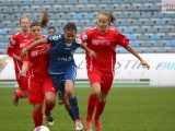 Fabienne Dongus, rechts im Bild, erzielte einen Hattrick beim 9:0 Erfolg der U19 (Foto:Holger Peterlein- girlsplay.de)